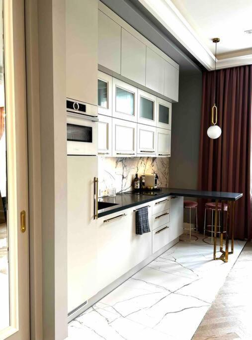 Studio Apartment In The Center Of ريغا المظهر الخارجي الصورة