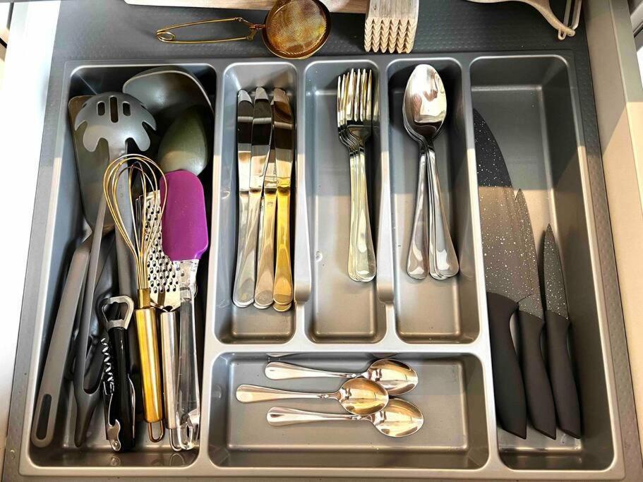 Studio Apartment In The Center Of ريغا المظهر الخارجي الصورة