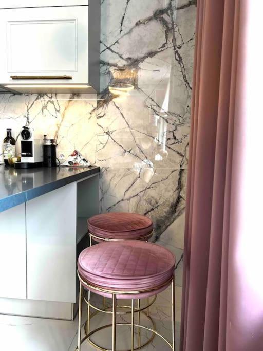 Studio Apartment In The Center Of ريغا المظهر الخارجي الصورة