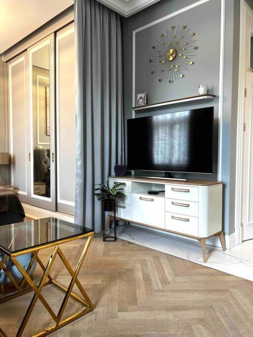 Studio Apartment In The Center Of ريغا المظهر الخارجي الصورة